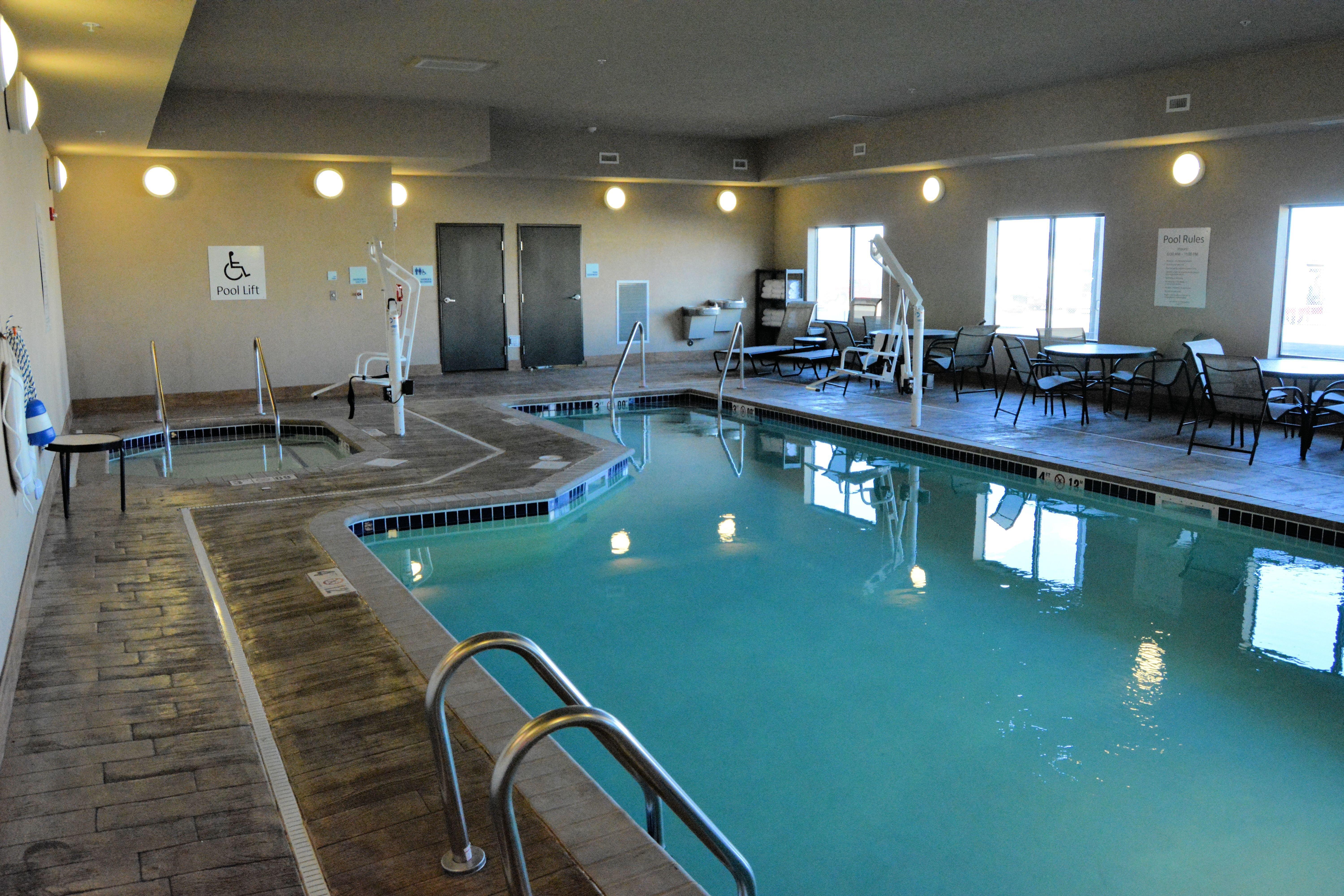 Holiday Inn Express & Suites Glendive By Ihg Zewnętrze zdjęcie